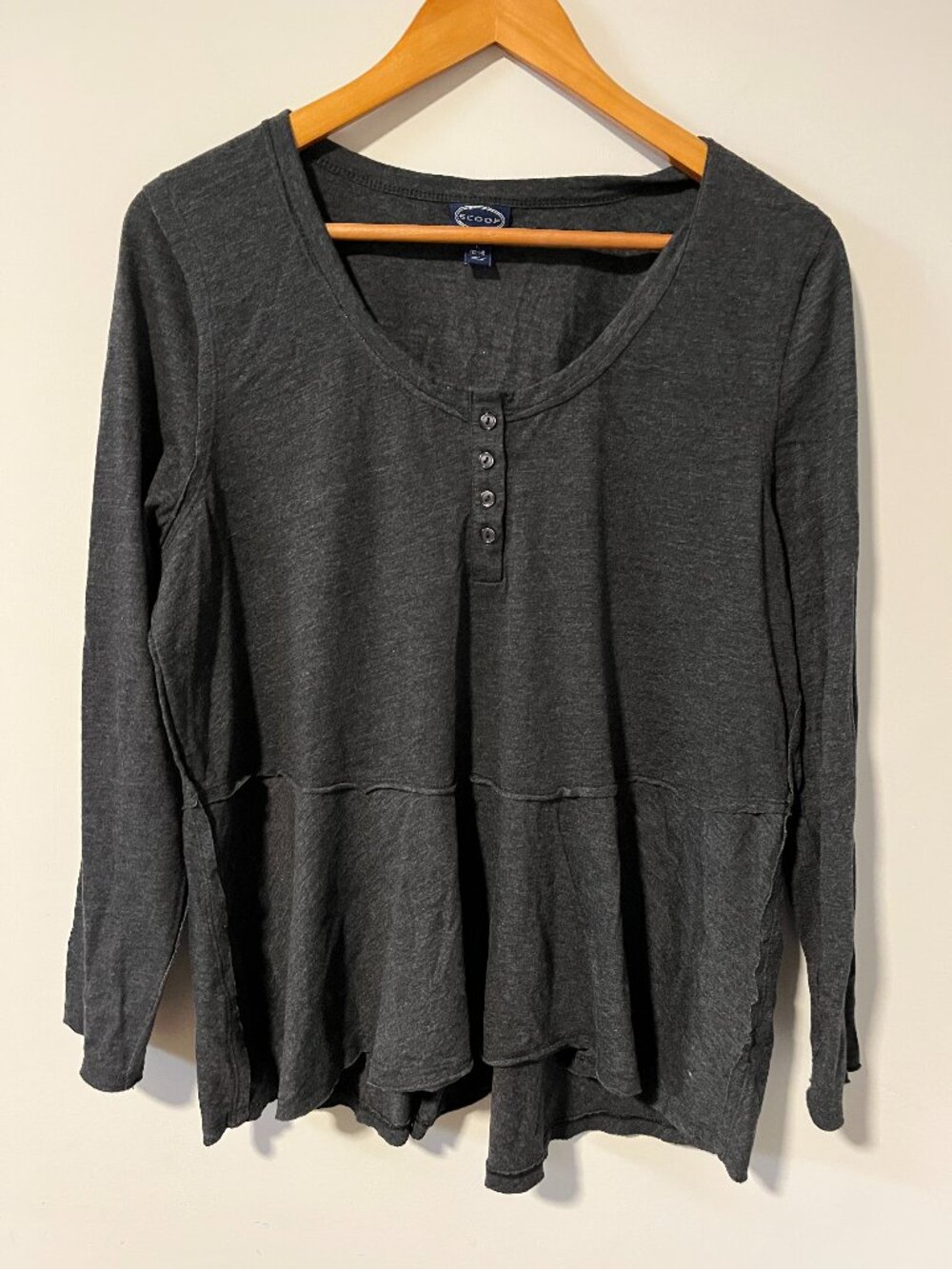 Scoop Neck Henley Shirt Long Sleeve T Ruffle High/Low Hem Large Tshirt